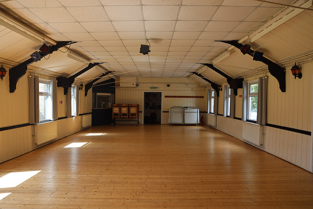Main Hall 13.5 x 6.8m