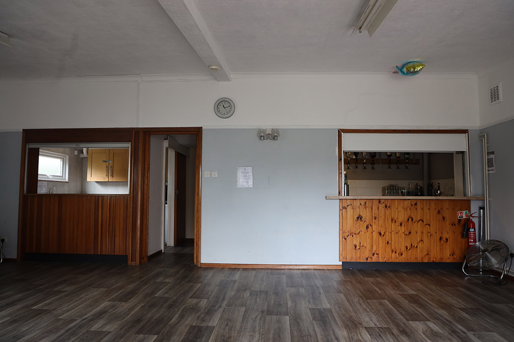 Blue Room (Lounge) 7.4 x 5.7m